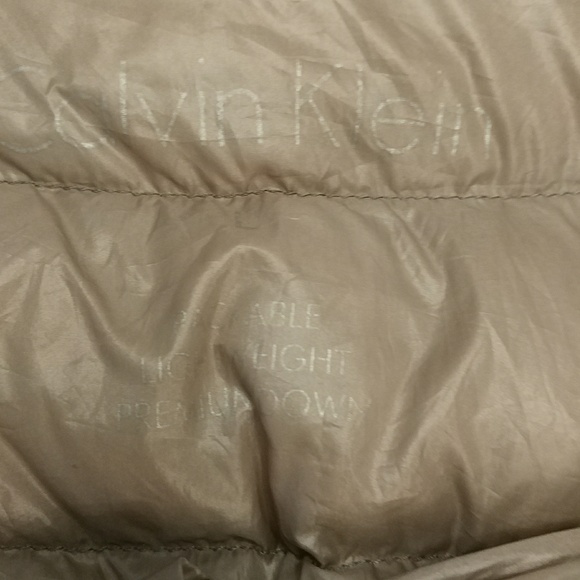 Calvin Klein down-filled mid-length lightweight jacket - Picture 13 of 16